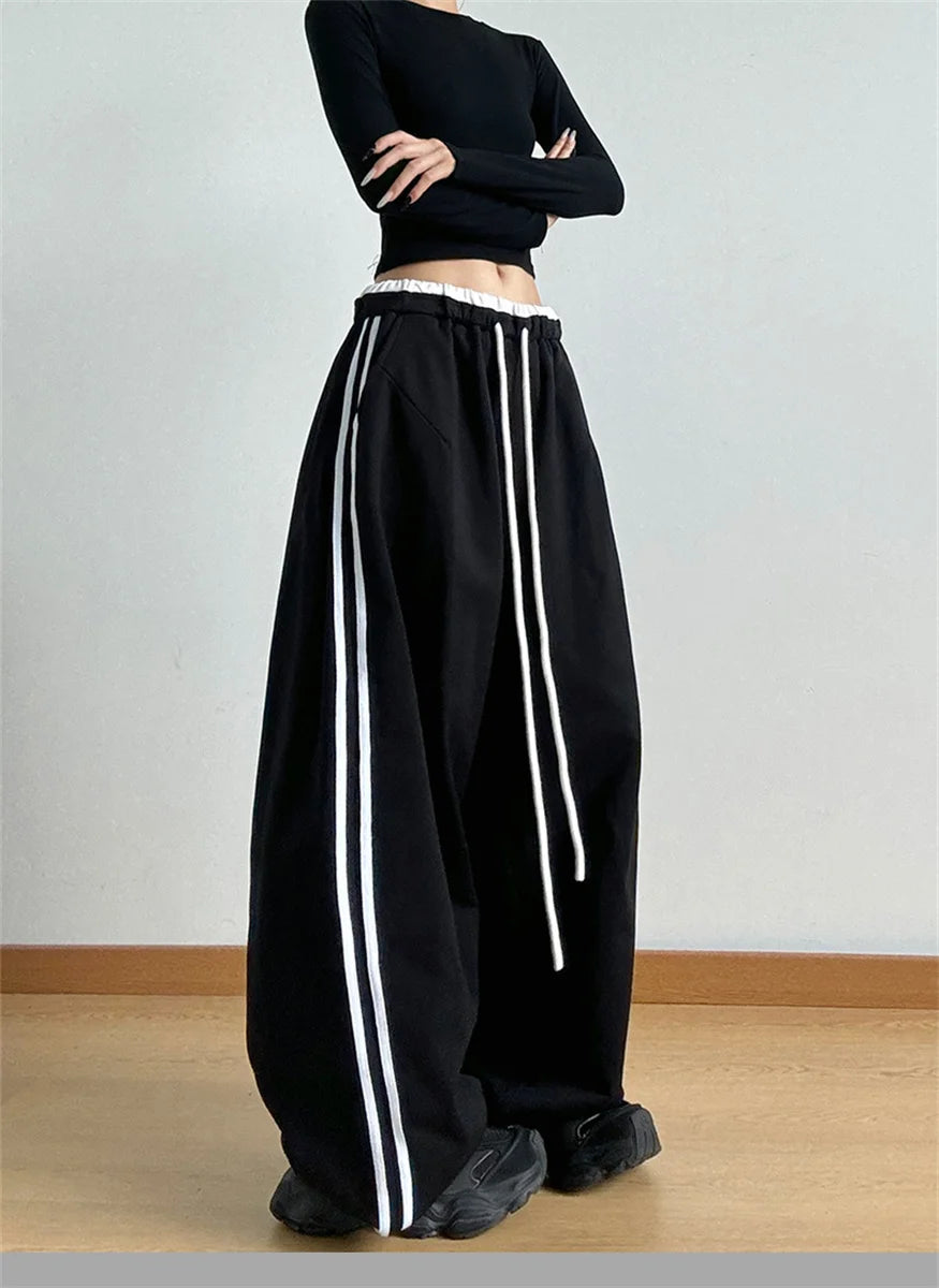 Hip Hop Lady's Cargo Pants High Street Women's Wide Leg Pants Drawstring Y2K Gothic Hotsweet Matching Female Trousers Summer New