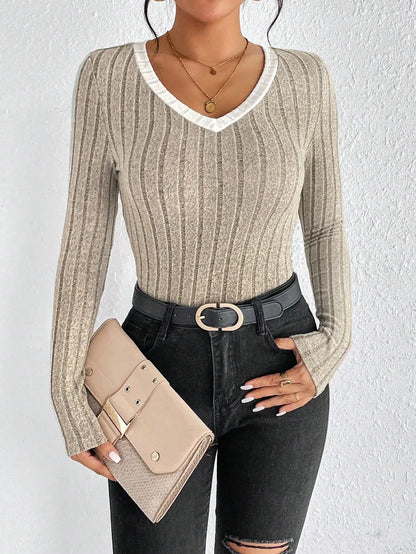 Women's Slim Sexy Knit Long Sleeve Top Women's V-Neck Neck Edge Clash Top New Autumn and Winter Women's Casual Pullover