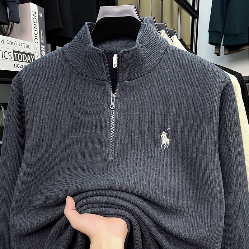 Half-Zipped and Plush Thick Hooded Top for Men, Suitable for Autumn and Winter